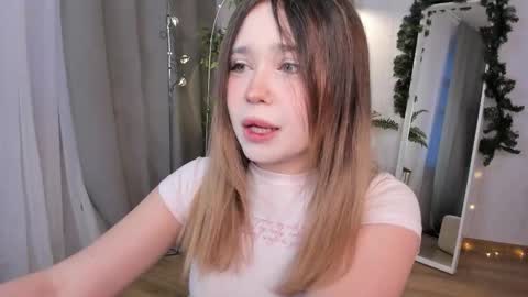 Milana online show from 01-09-26, 07:00