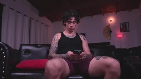   online show from 11-09-25, 02:10