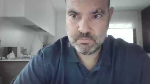 xoriso online show from 10-13-25, 04:07