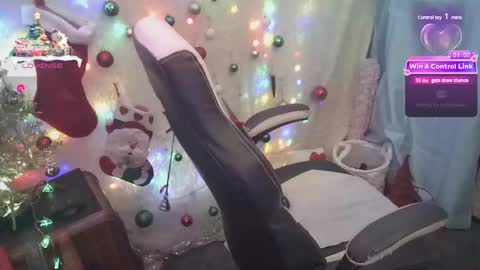 Chloe online show from 12-22-24, 12:07