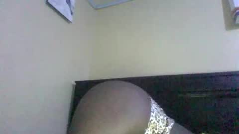 xoxo_last online show from 10-06-25, 08:23