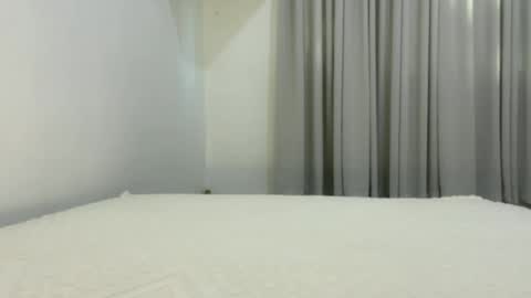 Snapshot of xoxobeatrice22 chatting on 06-11-26, 06:55 xoxobeatrice22 online show from 06-11-26, 06:55