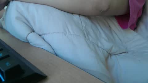 Snapshot of xpeep_show chatting on 11-08-25, 07:01 Heavenly Star online show from 11-08-25, 07:01