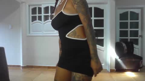 Snapshot of xperlajacksonxxx chatting on 01-17-25, 03:22 Perla Jackson online show from 01-17-25, 03:22