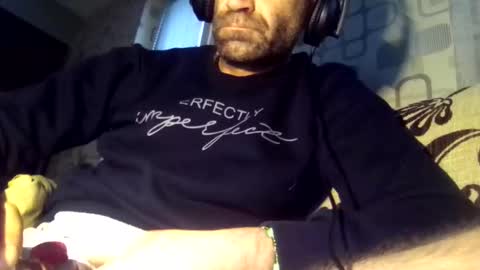 xploid1982 online show from 12-10-24, 06:22