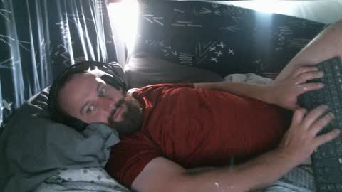 Snapshot of xredchestedx chatting on 01-22-25, 04:55 Red online show from 01-22-25, 04:55