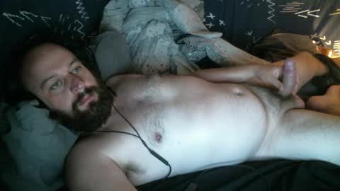 Snapshot of xredchestedx chatting on 02-09-25, 08:33 Red online show from 02-09-25, 08:33