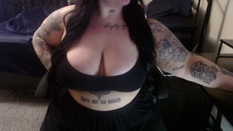 xorileyschembri online show from 01-05-25, 04:04