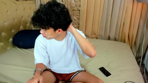 Snapshot of xsianhotcocxx chatting on 04-19-26, 04:17 xsianhotcocxx online show from 04-19-26, 04:17