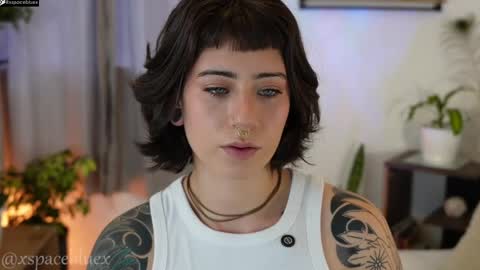 Blue online show from 05-20-26, 10:16