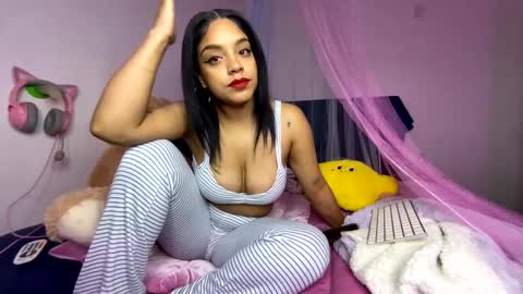 Snapshot of xstargazingx chatting on 03-07-25, 12:34 xStarGazingx online show from 03-07-25, 12:34