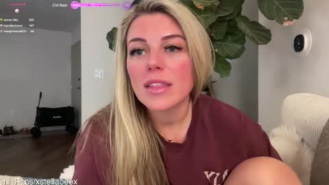 xstellabeex online show from 12-10-24, 11:51