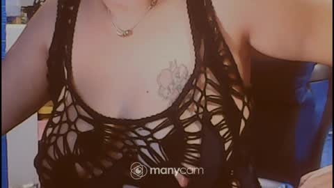 Snapshot of xsw33t_joy69x chatting on 07-19-26, 12:42 joy online show from 07-19-26, 12:42