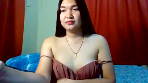 HI IM PAULINE online show from 01-06-25, 02:48