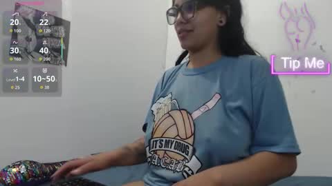 Snapshot of xterra_ chatting on 02-19-26, 04:52 Terra online show from 02-19-26, 04:52