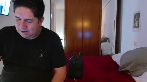 Snapshot of xthiagoxevax chatting on 09-29-25, 08:30 thiagoeva online show from 09-29-25, 08:30