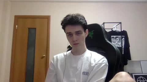 Snapshot of xtraqqq chatting on 02-11-25, 06:44 traqqq online show from 02-11-25, 06:44