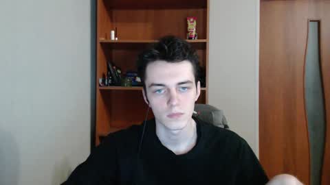 Snapshot of xtraqqq chatting on 09-19-25, 07:14 traqqq online show from 09-19-25, 07:14