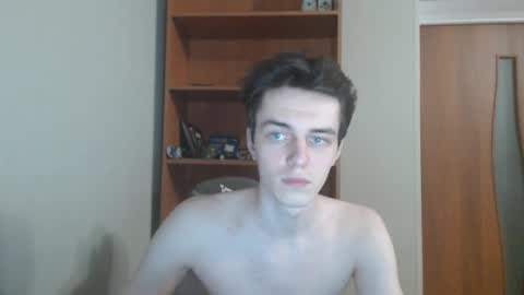 Snapshot of xtraqqq chatting on 10-10-25, 09:25 traqqq online show from 10-10-25, 09:25