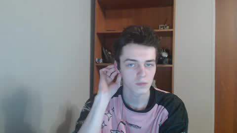 Snapshot of xtraqqq chatting on 10-14-25, 07:36 traqqq online show from 10-14-25, 07:36