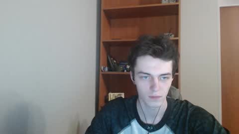 Snapshot of xtraqqq chatting on 11-01-25, 09:39 traqqq online show from 11-01-25, 09:39