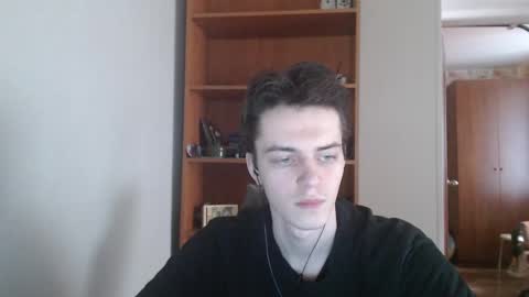 Snapshot of xtraqqq chatting on 11-06-25, 09:10 traqqq online show from 11-06-25, 09:10