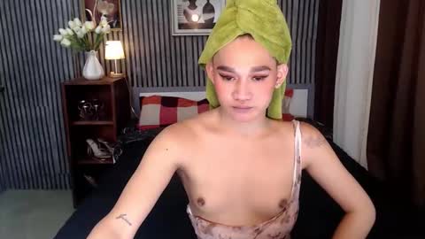 xtspetitehugecock online show from 05-05-26, 06:10