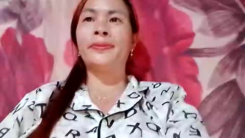 xuxulove00 online show from 10-13-25, 04:45