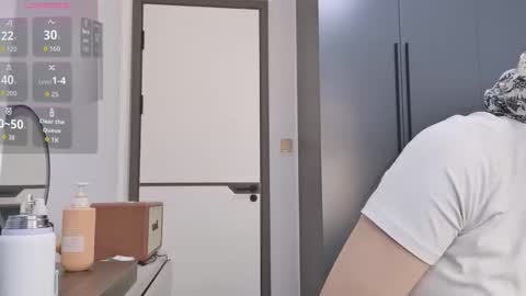 xuyihan online show from 03-24-26, 07:46