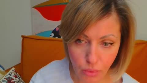 xvaleriax0 online show from 02-03-26, 06:24