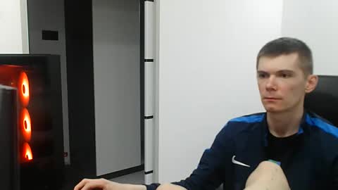 xvenon9898x online show from 04-17-26, 12:02