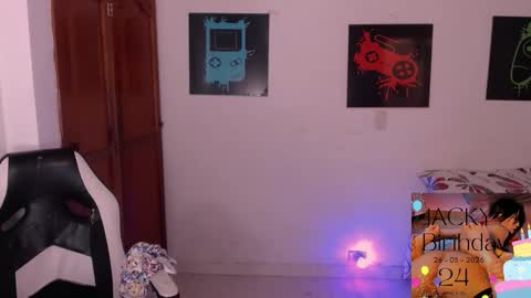 Snapshot of xx_x_mg chatting on 03-24-26, 06:46 Jacky online show from 03-24-26, 06:46