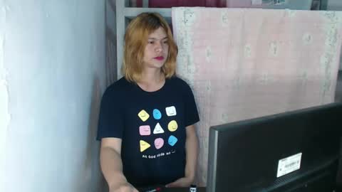 Snapshot of xxbetyxx chatting on 03-11-25, 12:28 xxbetyxx online show from 03-11-25, 12:28