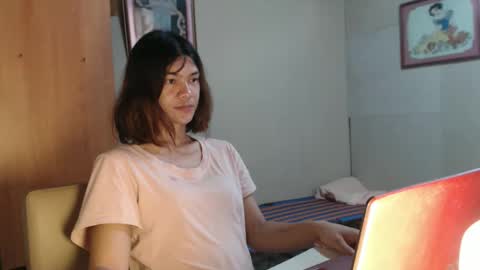Snapshot of xxbetyxx chatting on 10-11-25, 01:05 xxbetyxx online show from 10-11-25, 01:05