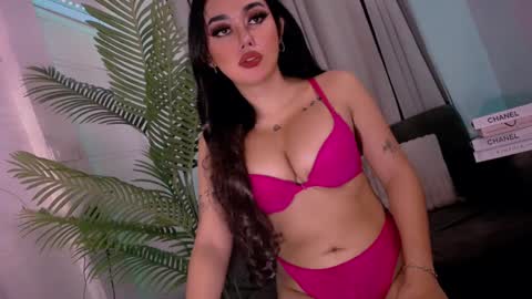Snapshot of xxcumcatcherxx chatting on 01-23-25, 01:30 Jane online show from 01-23-25, 01:30