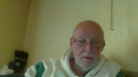 Snapshot of xxdavidxxt chatting on 03-24-26, 01:38 David online show from 03-24-26, 01:38