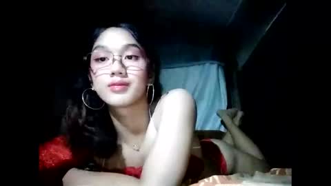 Sophie online show from 02-13-25, 04:39