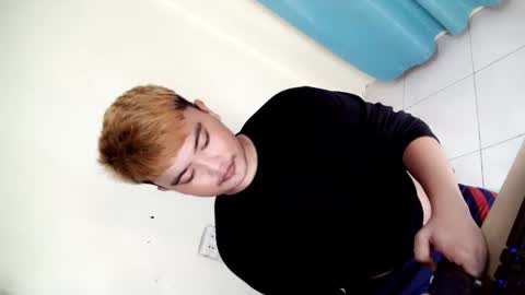 Snapshot of xxhotloyd_cummerx chatting on 11-07-25, 10:04 Loyd online show from 11-07-25, 10:04