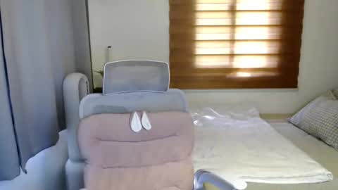 July online show from 11-16-25, 05:57