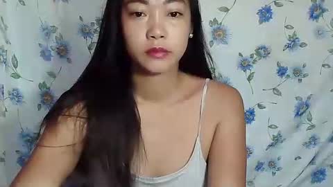 Snapshot of xxkylie18 chatting on 10-08-25, 10:07 xxkylie18 online show from 10-08-25, 10:07