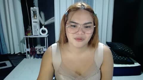 Kylie Smith online show from 12-17-25, 11:27