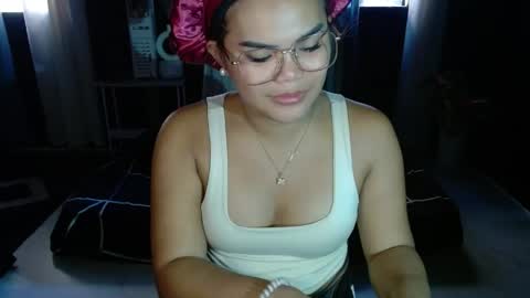 Snapshot of xxkylie_smithxx chatting on 04-29-26, 09:13 Kylie Smith online show from 04-29-26, 09:13