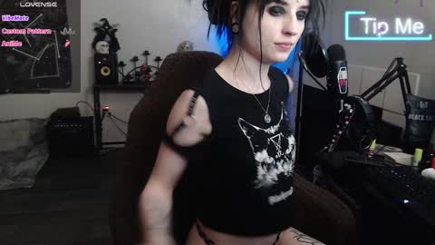 Lilith online show from 01-26-25, 06:17