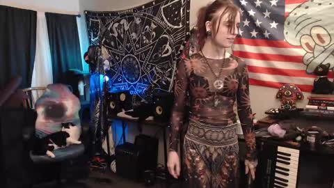 Lilith online show from 09-27-25, 01:32