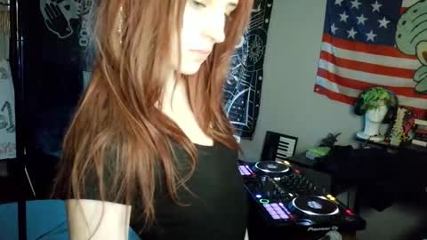 Lilith online show from 03-18-26, 01:31