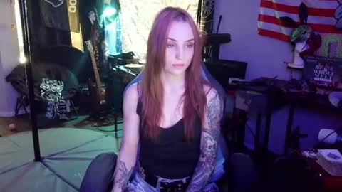 Snapshot of xxlilithmoonxx chatting on 06-14-26, 11:18 Lilith online show from 06-14-26, 11:18
