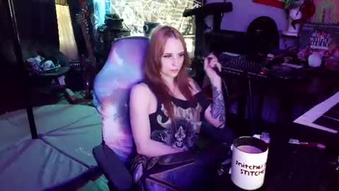 Snapshot of xxlilithmoonxx chatting on 06-28-26, 12:05 Lilith online show from 06-28-26, 12:05