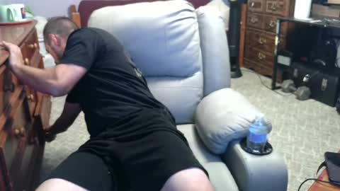 xxScubaStevexx online show from 09-25-25, 06:39