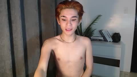 Snapshot of xxsebastian18 chatting on 01-20-25, 10:51 seb online show from 01-20-25, 10:51