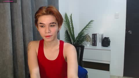 Snapshot of xxsebastian18 chatting on 01-27-25, 09:44 seb online show from 01-27-25, 09:44